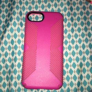 Speck iPhone 7 case
